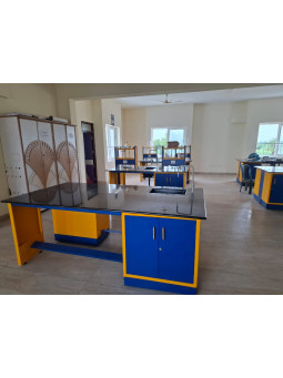 GENERAL CHEMISTRY LABORATORY